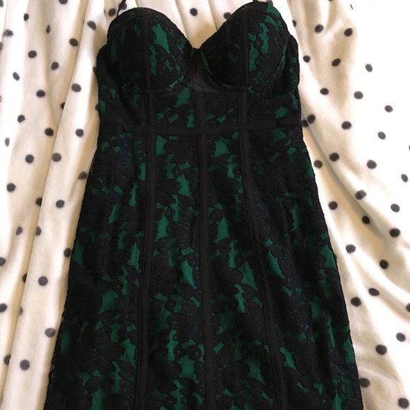 GUESS - Green Lace Corset-Style Strapless Mini Dress - Picture 1 of 4